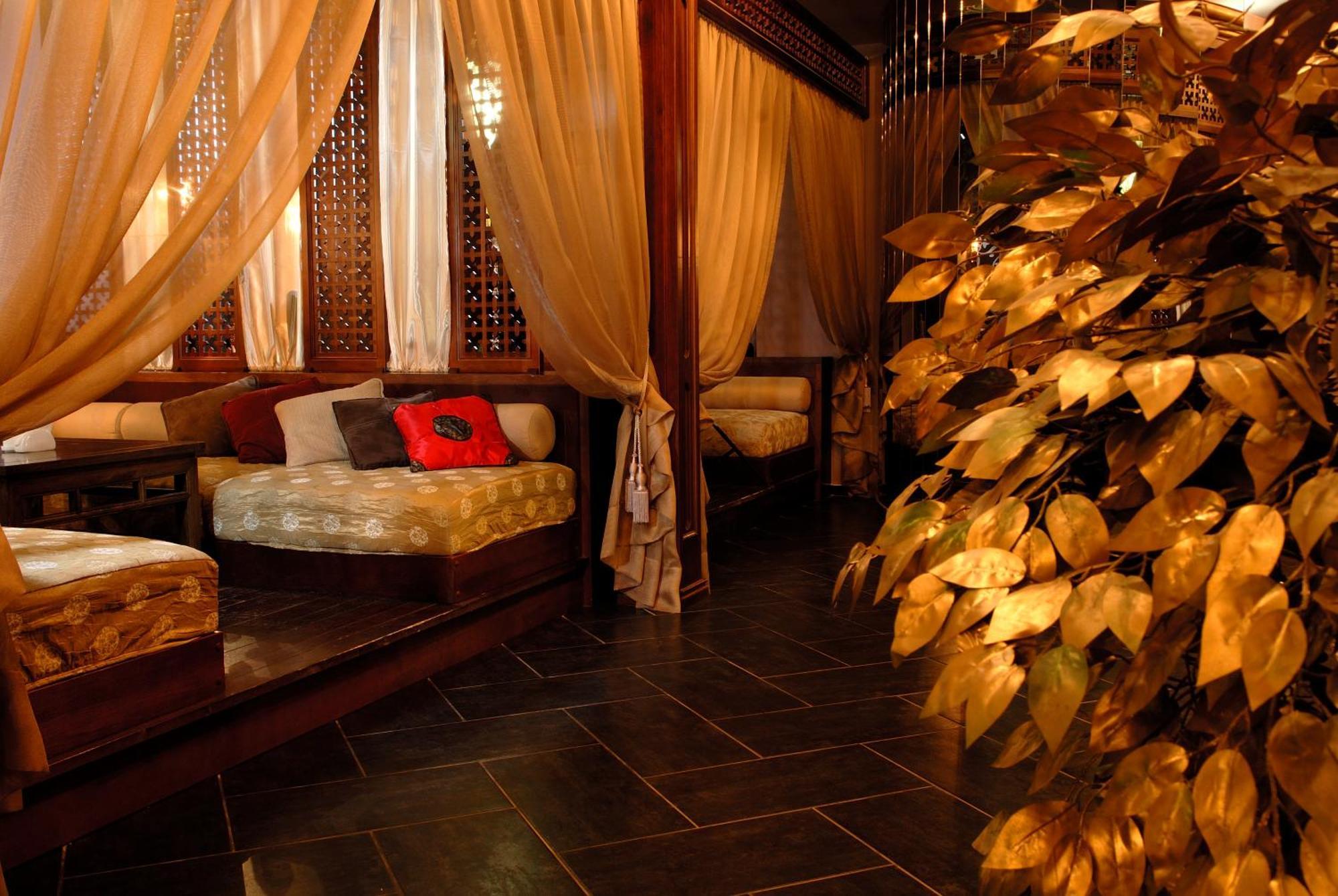 7 Days Hotel Kamyanets-Podilskyi 외부 사진