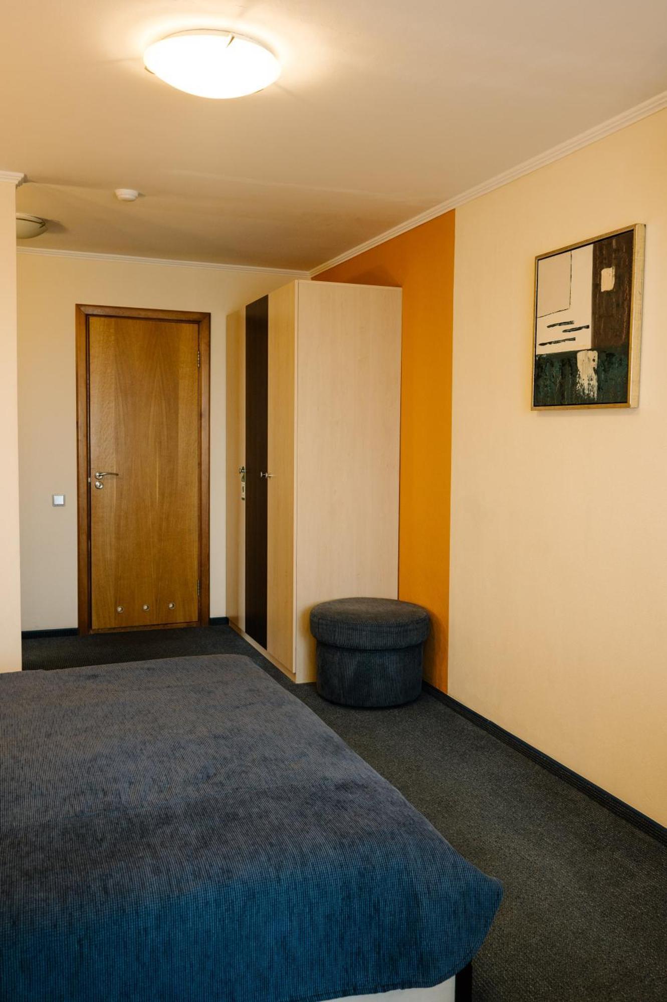 7 Days Hotel Kamyanets-Podilskyi 외부 사진