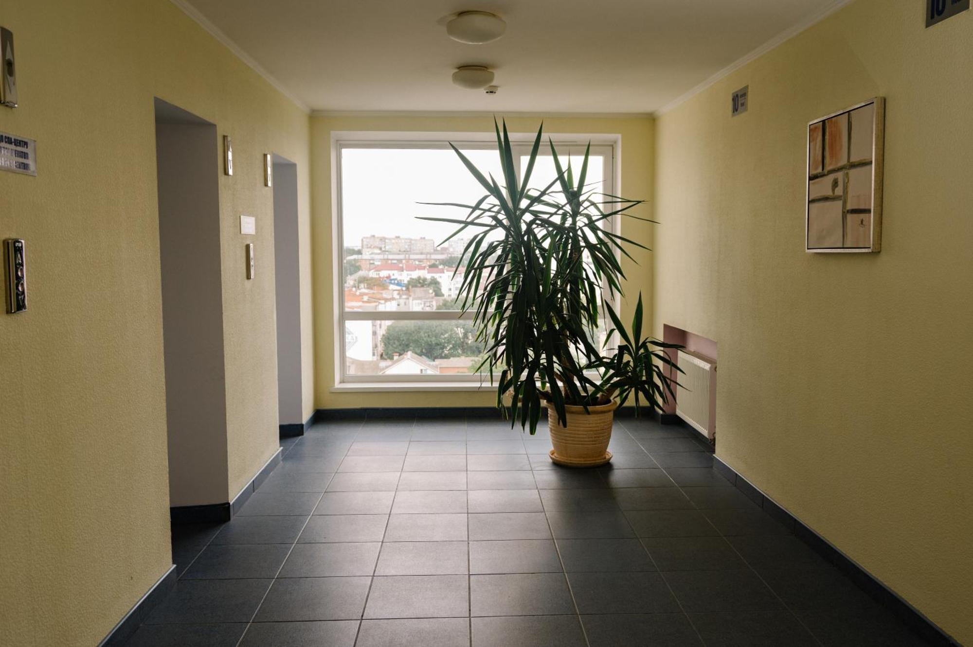 7 Days Hotel Kamyanets-Podilskyi 외부 사진