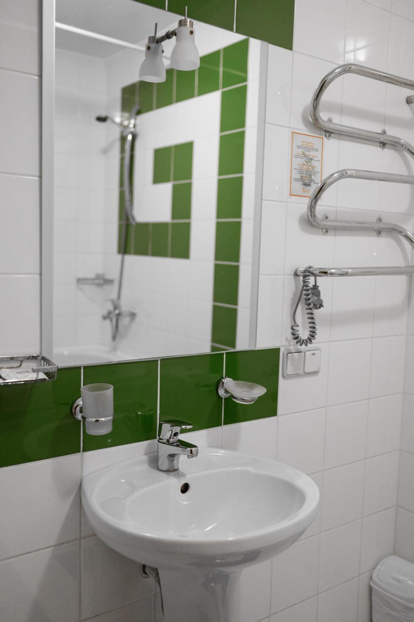 7 Days Hotel Kamyanets-Podilskyi 외부 사진